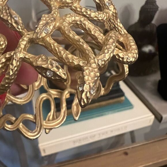 Gold tone women’s hammered hinge snake bracket. - Picture 2 of 6